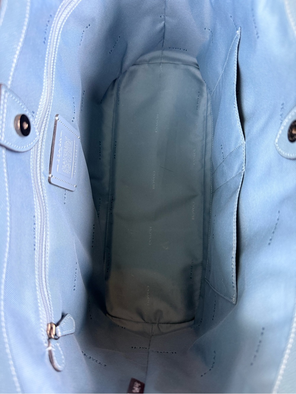 Stunning Coach Bailey Carryall in Chambray Blue Crossgrain Leather - Picture 8 of 9